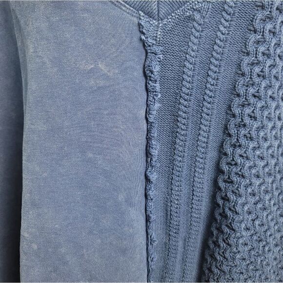 NATURAL REFLECTIONS Top  - Picture 6 of 9